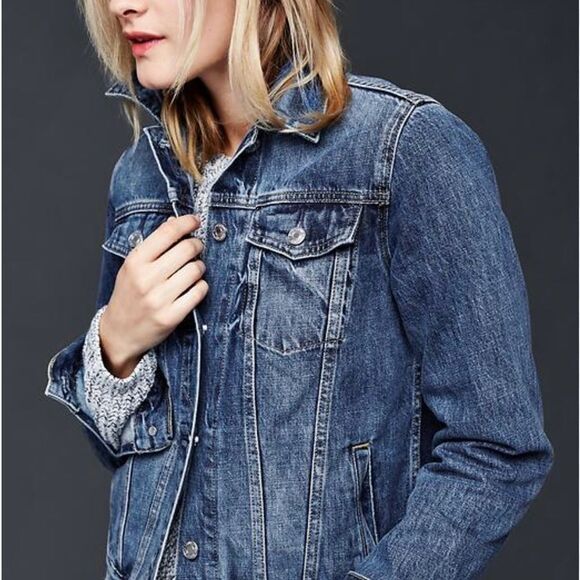 GAP Blue Jean Jacket Classic Design Medium Indigo - Picture 1 of 5